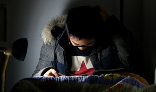 贬谪是什么意思（贬谪的读音）