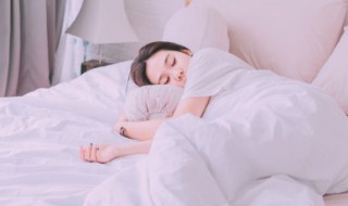 女人做梦梦到骨灰盒（女人做梦梦到骨灰盒和坟墓）