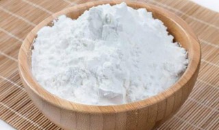 泡打粉和酵母的区别是什么（泡打粉和酵母有什么区别?可以相互取代吗?）