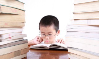 鼻托变黄怎么回事（鼻托变黄了怎么变白）