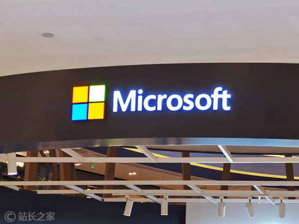 微软应用商店在美国推出 “AI 摘要” 功能 可根据评价生成总结